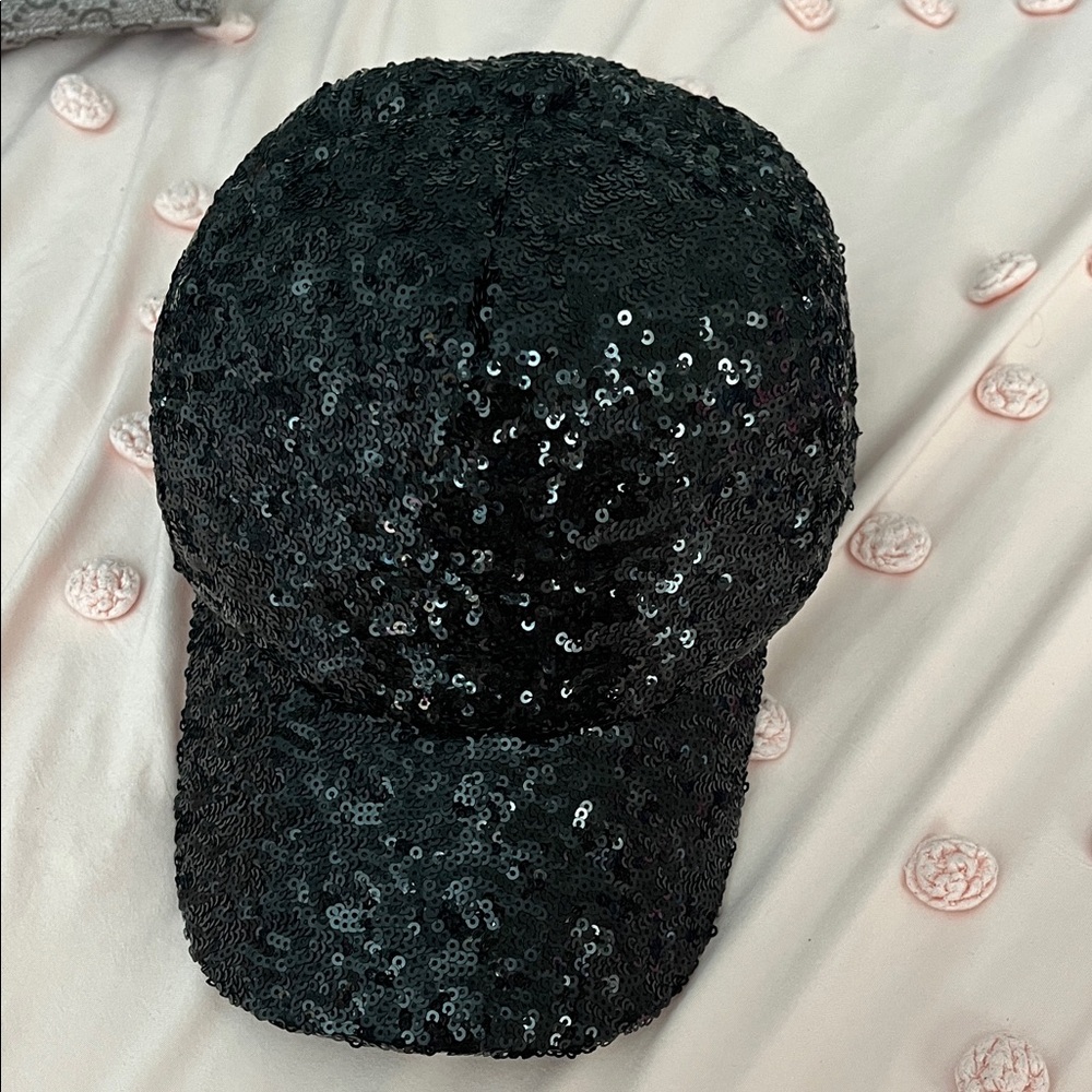 Sequin Black Cap